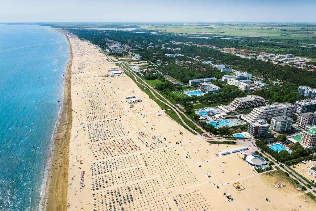 Appartamenti Diana Est Бибионе Экстерьер фото